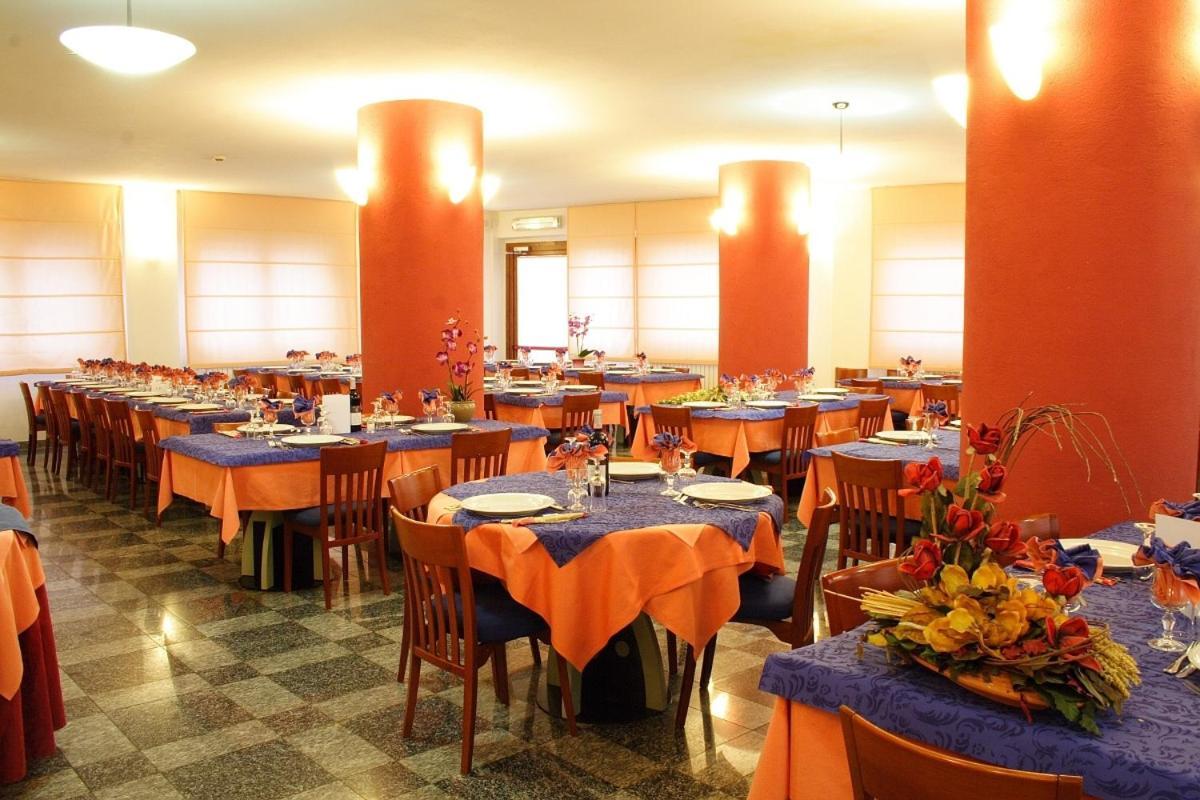 Hotel Derby 3*