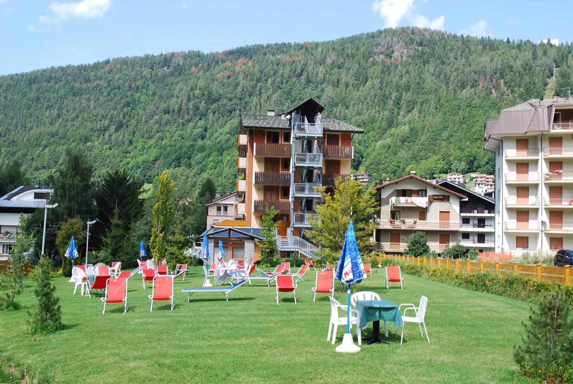 Hotel Derby 3*